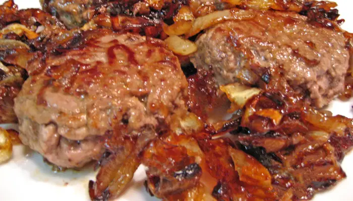 Burgers with Browned Onions